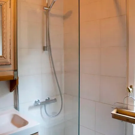 Appartamento Nice 50 M For 2 With Private And Atypical Terrace Parigi
