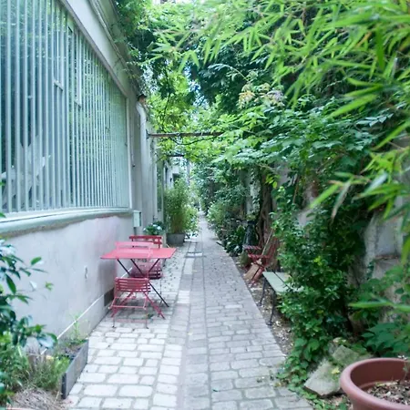 Appartamento Nice 50 M For 2 With Private And Atypical Terrace Parigi